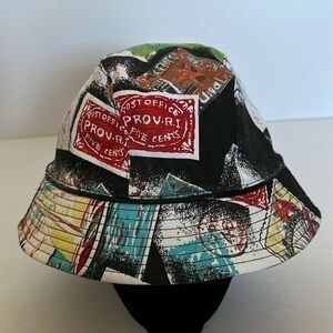 Bucket Hat Travel/GOLF Motif Liz Claiborne Colorful Retro